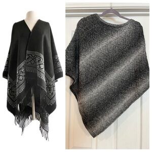 BUNDLE Soft Surroundings Blanket Poncho J Jill Pure Jill Cableknit Poncho